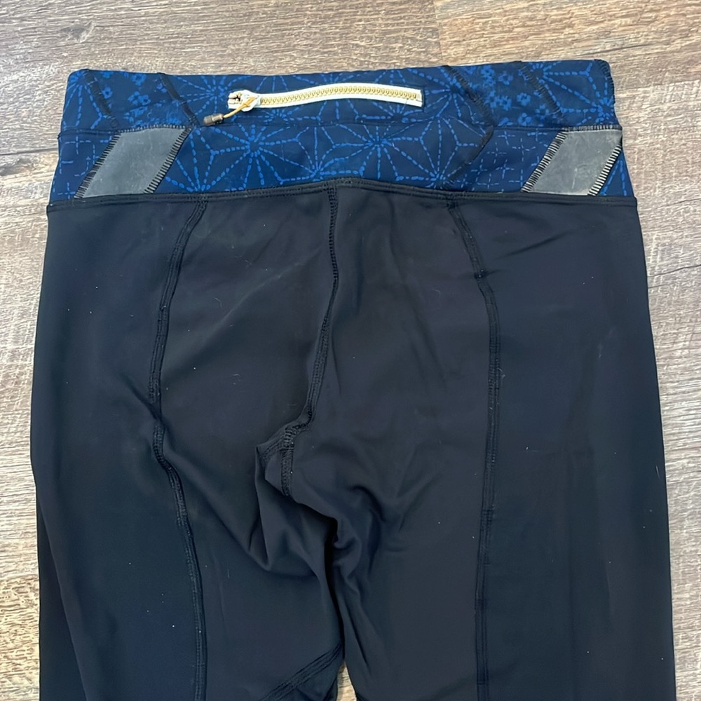 Lululemon Capris - Picture 5 of 8